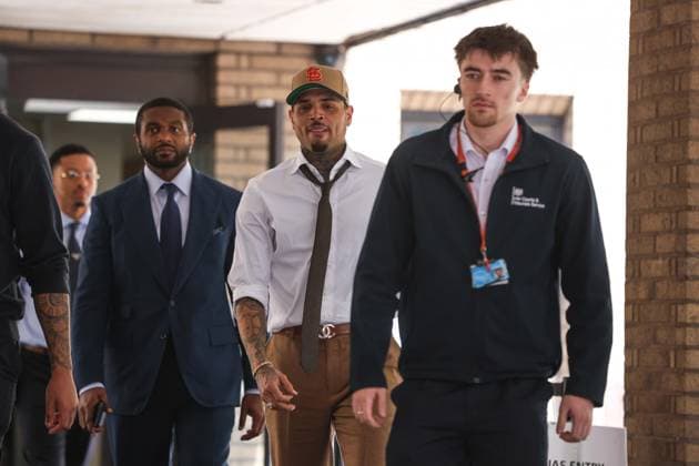 Singer Chris Brown appears in London court over alleged nightclub assault LONDON, UNITED KINGDOM - JULY 24: American R&B singer Chris Brown leaves the Southwark Crown Court after attending a hearing regarding an alleged assault at a London nightclub, in London, United Kingdom, on July 24, 2026. Zeynep Demir Anadolu London United Kingdom. Editorial use only. Please get in touch for any other usage.  Copyright: x2026xAnadoluxZeynepxDemirx