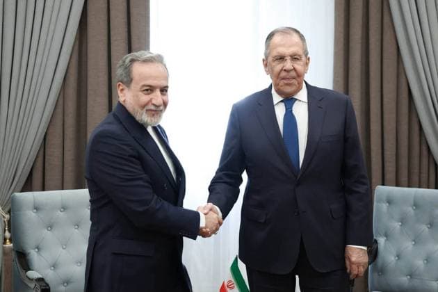 Lavrov meets Araghchi on sidelines of SCO foreign ministers meeting Russian Foreign Minister Sergey Lavrov meets with Iranian Foreign Minister Abbas Araghchi on the sidelines of the Shanghai Cooperation Organization (SCO) Foreign Ministers Council meeting in Cholpon-Ata, Kyrgyzstan, on July 24, 2026. The two officials discussed bilateral cooperation as well as regional and international developments as Moscow and Tehran continue to strengthen their political and economic ties within the framework of their growing strategic partnership. Photo by Russian Foreign Ministry s official apaimages Russia Russia Russian Federation 240726_Kyrgyzstan_RPO_00(2) Copyright: xapaimagesxRussianxForeignxMinistry sxofficialx xapaimagesx