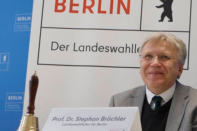 24.07.2024, Stephan Bröchler, Landeswahlleiter des Land Berlin, in der Sitzung des Landeswahlausschuss zur Abgeordnetenhauswahl 2026 in Berlin, Berlin Deutschland, Germany *** July 24, 2024, Stephan Bröchler, State Election Commissioner of Berlin, at the meeting of the State Election Committee regarding the 2026 Berlin House of Representatives election, Berlin, Germany