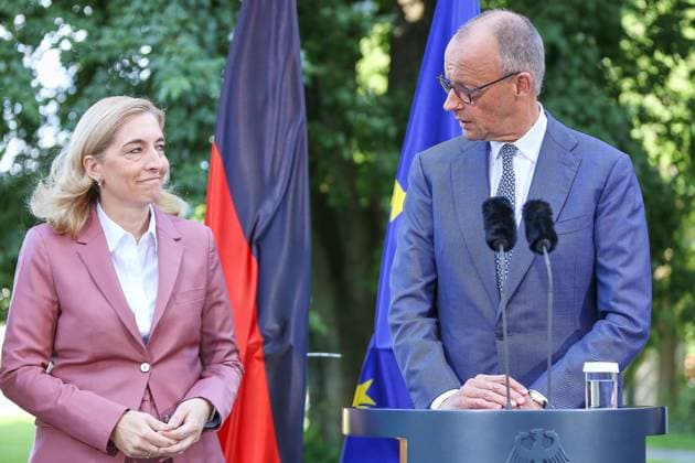 Berlin, Deutschland, 24.07.2026: Bundeskanzleramt: Vorstellung Kabinettsumbildung: Nina Warken und Bundeskanzler Friedrich Merz, beide CDU *** Berlin, Germany, July 24, 2026, Federal Chancellery: Presentation of the Cabinet reshuffle by Nina Warken and Federal Chancellor Friedrich Merz, both of the CDU Copyright: xdtsxNachrichtenagenturx dts_128399