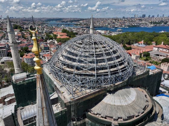 Hagia Sophia Grand Mosque enters new restoration phase ISTANBUL, TURKIYE - JULY 24: An aerial view of the Hagia Sophia Grand Mosque, as it enters a new phase in the most comprehensive conservation, restoration, and reinforcement efforts in the history of the Turkish Republic, in Istanbul, Turkiye on July 24, 2026. Work has begun to cover the temporary steel roof, erected to ensure that restoration of the main dome can proceed under safe conditions, with a protective tarp. Adem Kutucu Anadolu Istanbul Turkey. Editorial use only. Please get in touch for any other usage.  Copyright: x2026xAnadoluxAdemxKutucux