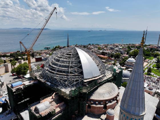 Hagia Sophia Grand Mosque enters new restoration phase ISTANBUL, TURKIYE - JULY 24: An aerial view of the Hagia Sophia Grand Mosque, as it enters a new phase in the most comprehensive conservation, restoration, and reinforcement efforts in the history of the Turkish Republic, in Istanbul, Turkiye on July 24, 2026. Work has begun to cover the temporary steel roof, erected to ensure that restoration of the main dome can proceed under safe conditions, with a protective tarp. Adem Kutucu Anadolu Istanbul Turkey. Editorial use only. Please get in touch for any other usage.  Copyright: x2026xAnadoluxAdemxKutucux
