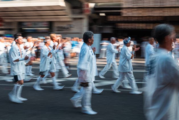 General view, July 24, 2026 - Participants carry portable shrines (mikoshi) during the Kanko-sai return procession of the Gion Matsuri in Kyoto, Japan. Held on July 24, the procession marks the return of the deities from the Otabisho to Yasaka Shrine, concluding one of Japan s most renowned traditional festivals.  aflo_338984792