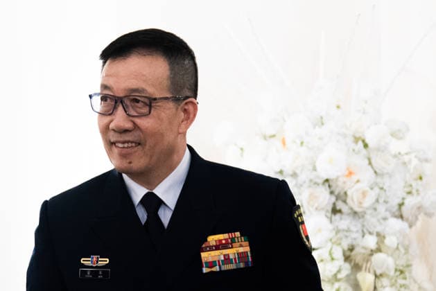 Chinese Defense Minister Admiral Dong Jun meeting with the Thai PM in Bangkok - 24 Jul 2026 Chinese Defense Minister Admiral Dong Jun is seen meeting with Thai Prime Minister Anutin Charnvirakul (not in view) at Government House in Bangkok. Bangkok Thailand Copyright: xPeeraponxBoonyakiatx xSOPAxImagesx Admiral_Dong_Jun-4