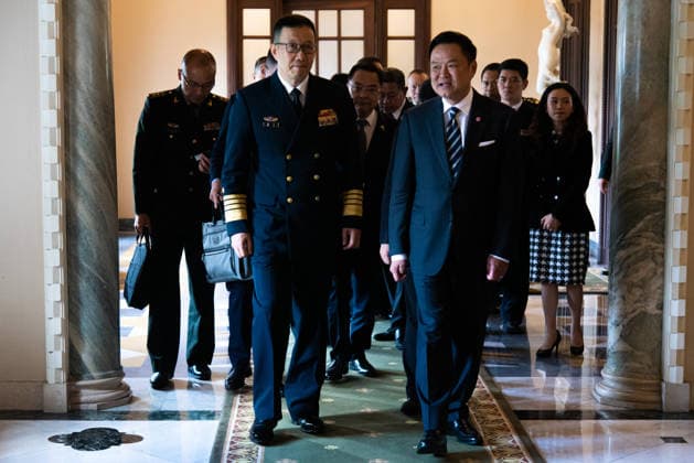 Chinese Defense Minister Admiral Dong Jun meeting with the Thai PM in Bangkok - 24 Jul 2026 Chinese Defense Minister Admiral Dong Jun (L) and Thai Prime Minister Anutin Charnvirakul (R) attend a meeting at Government House in Bangkok. Bangkok Thailand Copyright: xPeeraponxBoonyakiatx xSOPAxImagesx Admiral_Dong_Jun-14