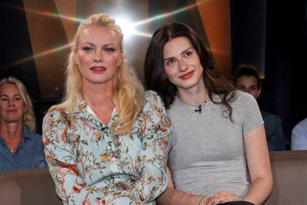 ABB TALKSHOW- Franziska Knuppe Model mit Tochter Mathilda Ruby Möstl Moestl zu Gast in der NDR Talkshow , aus dem NDR 3 Studio am Freitag 24.07.2027 in Hamburg Aufzeichnung vom 12.06.2026 Hamburg Deutschland *** ABB TALK SHOW: Franziska Knuppe, model, and her daughter Mathilda Ruby Möstl Moestl appear as guests on the NDR talk show, broadcast from the NDR 3 studio on Friday, July 24, 2027, in Hamburg. Recorded on June 12, 2026, in Hamburg, Germany.