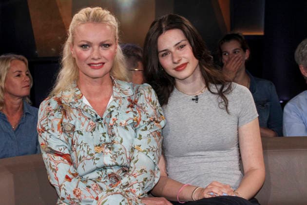 ABB TALKSHOW- Franziska Knuppe Model mit Tochter Mathilda Ruby Möstl Moestl zu Gast in der NDR Talkshow , aus dem NDR 3 Studio am Freitag 24.07.2027 in Hamburg Aufzeichnung vom 12.06.2026 Hamburg Deutschland *** ABB TALK SHOW: Franziska Knuppe, model, and her daughter Mathilda Ruby Möstl Moestl appear as guests on the NDR talk show, broadcast from the NDR 3 studio on Friday, July 24, 2027, in Hamburg. Recorded on June 12, 2026, in Hamburg, Germany.