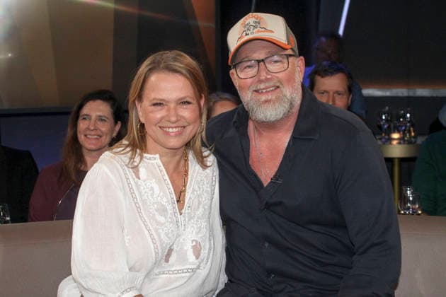 ABB TALKSHOW- Nova Meierhenrich und Brian Bojsen Moderatorin und TV-Koch Paar zu Gast in der NDR Talkshow , aus dem NDR 3 Studio am Freitag 24.07.2027 in Hamburg Aufzeichnung vom 12.06.2026 Hamburg Deutschland *** ABB TALK SHOW: Nova Meierhenrich and Brian Bojsen—host and TV chef couple—appear on the NDR talk show, recorded at the NDR 3 studio on Friday, July 24, 2027, in Hamburg. Filmed on June 12, 2026, in Hamburg, Germany.