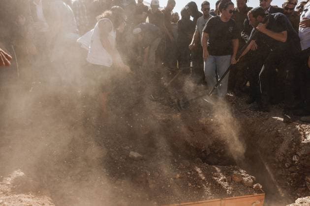 Thousands Attend Funeral of Benayahu Melet, Killed Defending Hikers Near Havat Gilad HAVAT GILAD, WEST BANK JULY 24, 2026: Thousands gathered to pay their final respects and lay to rest Benayahu Melet, a member of the Havat Gilad civilian alert squad and the community s agriculture director. Melet, 32, was killed earlier that day after rushing to assist a group of Israeli hikers who had been attacked near the community. During the incident, a Palestinian assailant seized his weapon and shot him dead. He is survived by his wife, Esther, and their two daughters, Tair Eretz and Adama Ivriya. Following his death, Melet was recognized as a fallen IDF soldier and given a military burial. A second Israeli, IDF Major Yuval Ezra, 27, was also ki Copyright: x xHilelxbenxorx xJNAxPressx