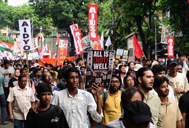 Demonstrators in Kolkata are supporting the NEET protest KOLKATA, WEST BENGAL, INDIA - JULY 24: Demonstrators from various student groups, holding banners and flags, attend a protest rally in Kolkata to support the NEET protest organized by the Cockroach Janata Party at Jantar Mantar in Delhi and the demand for the resignation of India s Education Minister, Dharmendra Pradhan on July 24, 2026 in Kolkata, West Bengal, India. Sumit Sanyal Anadolu Kolkata India. Editorial use only. Please get in touch for any other usage.  Copyright: x2026xAnadoluxSumitxSanyalx