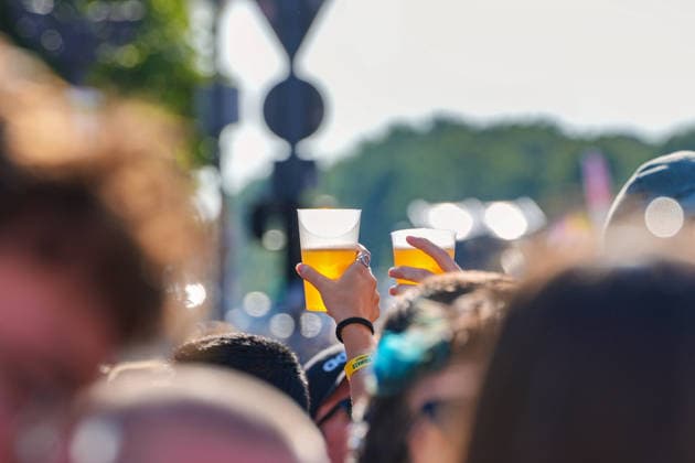 Berlin,24.07.2026,CSD am Brandenburger Tor - Demokratie-Abend - Bier ist vorhanden *** Berlin, July 24, 2026, CSD at the Brandenburg Gate: Democracy Evening—Beer Will Be Served