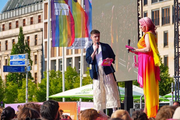 Berlin,24.07.2026,CSD am Brandenburger Tor - Demokratie-Abend - *** Berlin, July 24, 2026, CSD at the Brandenburg Gate: Democracy Evening