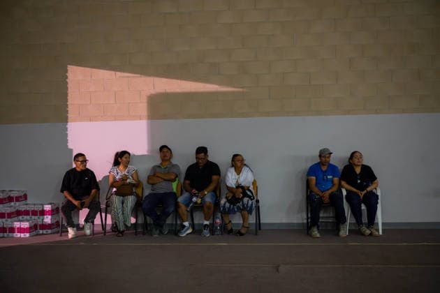July 24, 2026, Madrid, Madrid, Spain: Nearly 1,000 people evacuated due to a wave of wildfires in the southwest of the Madrid region spend the night sheltered at the Villamanta municipal sports center, hastily converted into an emergency reception facility. Madrid Spain - ZUMAd308 20260724_zsp_d308_007 Copyright: xJuanxCarlosxLucasx