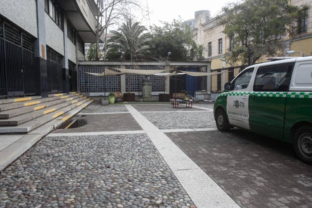 Santiago, July 24, 2026: Riots at the Instituto Nacional end with two students arrested for throwing incendiary bombs at police; forensic investigations at the scene and evidence. Diego Martin Aton Chile, Aton 1175027 jpeg  Copyright: DIEGOxMARTIN ATONxCHILE