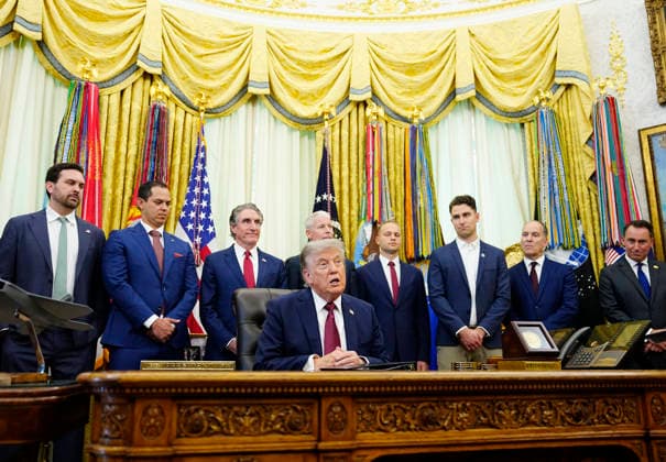 President Donald Trump delivers an announcement on American nuclear innovation in the Oval Office of the White House in Washington, DC on Friday, July 24, 2026. The Trump administration announced they would consider putting nuclear energy projects in federal waters.  WAP20260724903 BONNIExCASH