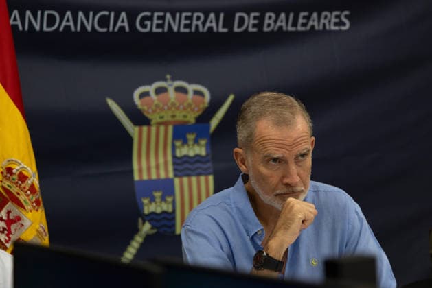 King Felipe VI Meets with the Emergency Coordination Center King Felipe VI visited the operations center of the General Command of the Balearic Islands to participate via videoconference in the meeting of the State Coordination and Management Committee (CECOD) of the State Emergency Plan, on July 24, 2026, in Palma de Mallorca, Spain. King Felipe has been in contact with the presidents and mayors affected by the fires. KING FELIPE VI CECOD EMERGENCY FIRES Europa Press 07 24 2026 Palma, Spain  Copyright: xEuropaxPressx 7686039