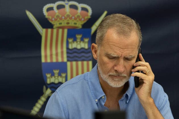 King Felipe VI Meets with the Emergency Coordination Center King Felipe VI visited the operations center of the General Command of the Balearic Islands to participate via videoconference in the meeting of the State Coordination and Management Committee (CECOD) of the State Emergency Plan, on July 24, 2026, in Palma de Mallorca, Spain. King Felipe has been in contact with the presidents and mayors affected by the fires. KING FELIPE VI CECOD EMERGENCY FIRES Europa Press 07 24 2026 Palma, Spain  Copyright: xEuropaxPressx 7686041