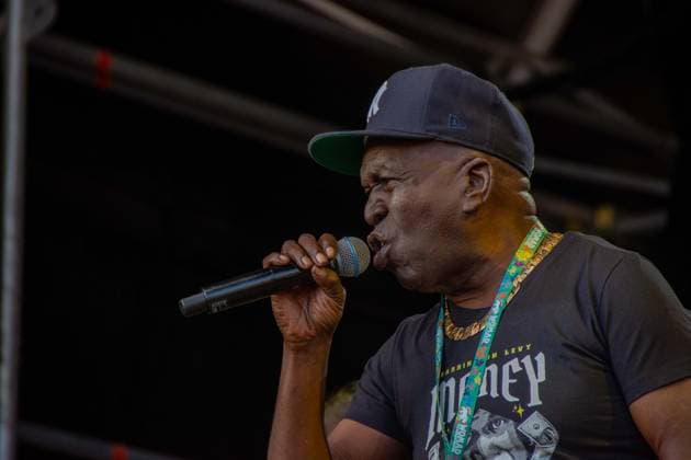 July 25, 2026, Corsham, Wiltshire, England: Barrington Levy, Jamaican Reggae legend, sings his hits to the crowds at WOMAD Festival in Corsham, Wiltshire. Corsham England  - ZUMAr169 20260725_zip_r169_010 Copyright: xRodxHarbinsonx