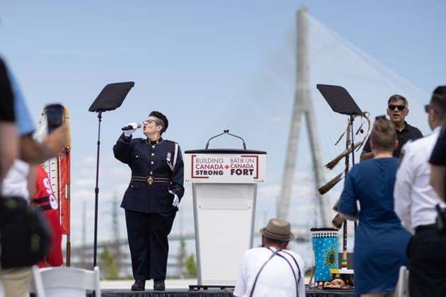 July 24, 2026, Windsor, On, CANADA: Canada Border Services agent Lisa Citron sings the national anthem during a ribbon cutting ceremony for the opening of the Gordie Howe International Bridge, in Windsor, Ont., Friday, July 24, 2026. Windsor CANADA  - ZUMAc35_ 20260724_zaf_c35_098 Copyright: xDaxxMelmerx