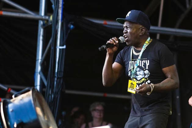 Barrington Levy live auf dem WOMAD - The World s Festival im Neston Park. Neston, 24.07.2026 *** Barrington Levy live at WOMAD: The World s Festival in Neston Park, Neston, July 24, 2026 Foto:xJ.xEdwardsx xFuturexImagex womad_6741