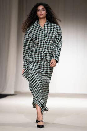 July 24, 2026, Madrid, Spain: A model walks the runway wearing a design by Romanian designers during Momad Fashion Week de Madrid in IFEMA Madrid Spain  - ZUMAs197 20260724_aaa_s197_170 Copyright: xAtilanoxGarciax