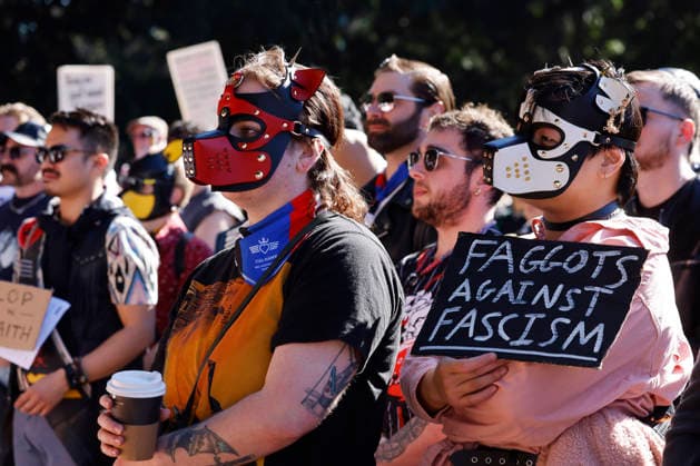 SING-IN PROTEST, People hold protest signs during the ˜Sing-In™ protest in solidarity with Divine Playhouse at Hyde Park in Sydney, Saturday, July 25, 2026. The Trans Theatre Group was evicted from its rental property in Kent Street after its landlord Revelop terminated the venue s lease claiming offensive trade - a legal term deriving from an 1842 NSW law implemented to regulate foul smells and industrial waste - and never once in 184 years has a court been asked to consider if it extends to moral offensiveness. ( NO ARCHIVING SYDNEY NEW SOUTH WALES AUSTRALIA  Copyright: xJESSICAxHROMASx 20260725147437321293