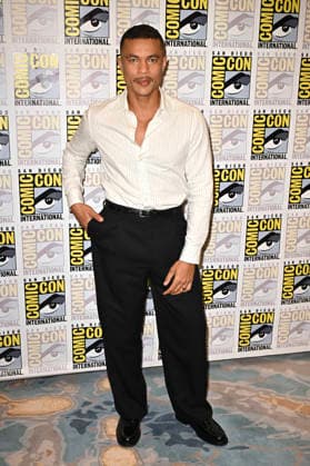 Ismael Cruz Cordova beim Photocall zur 3. Sfaffel der Amazon Prime Video Serie The Lord Of The Rings: The Rings Of Power Der Herr der Ringe: Die Ringe der Macht auf der San Diego Comic-Con International 2026 im Hilton Bayfront Hotel. San Diego, 24.07.2026 *** Ismael Cruz Cordova at the photocall for Season 3 of the Amazon Prime Video series *The Lord of the Rings: The Rings of Power* at San Diego Comic-Con International 2026 at the Hilton Bayfront Hotel in San Diego, July 24, 2026 Foto:xD.xStarbuckx xFuturexImagex rings_6715