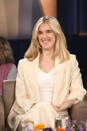 Katjana Gerz, Podcasterin und Moderatorin, zu Gast in der NDR Talk Show, Fototermin am 12.6.2026, Ausstrahlung der Sendung am 24.7.2026 im 3. Programm des NDR Fernsehen, Fernsehstudio Hamburg Lokstedt *** Katjana Gerz, podcaster and host, guest on the NDR Talk Show; photo op on June 12, 2026; the show will air on July 24, 2026, on NDR Television’s Channel 3; Hamburg Lokstedt TV studio