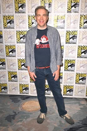 Seth Hoffman beim Photocall zur 3. Staffel der AMC Serie The Walking Dead: Dead City auf der San Diego Comic-Con International 2026 im Hilton Bayfront Hotel. San Diego, 24.07.2026 *** Seth Hoffman at the photocall for Season 3 of the AMC series *The Walking Dead: Dead City* at San Diego Comic-Con International 2026 at the Hilton Bayfront Hotel in San Diego, July 24, 2026 Foto:xD.xStarbuckx xFuturexImagex walking_6702