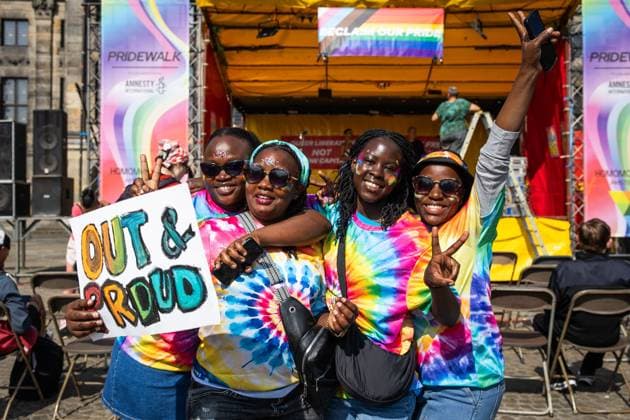 AMSTERDAM - Participants in the 13th edition of the Pride Walk are gathering at Dam Square. With the walk, they are calling attention to equal rights for LGBTQ+ people worldwide. DINGENA MOL ANP netherlands out - belgium out  Copyright: xx x564249651x originalFilename: 564249651.jpg