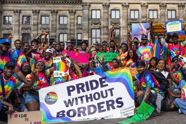 AMSTERDAM - Participants in the 13th edition of the Pride Walk are gathering at Dam Square. With the walk, they are calling attention to equal rights for LGBTQ+ people worldwide. DINGENA MOL ANP netherlands out - belgium out  Copyright: xx x564249785x originalFilename: 564249785.jpg