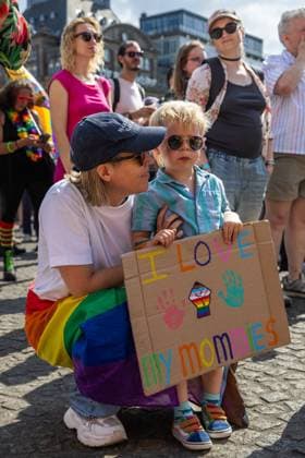 AMSTERDAM - Participants in the 13th edition of the Pride Walk are gathering at Dam Square. With the walk, they are calling attention to equal rights for LGBTQ+ people worldwide. DINGENA MOL ANP netherlands out - belgium out  Copyright: xx x564249954x originalFilename: 564249954.jpg
