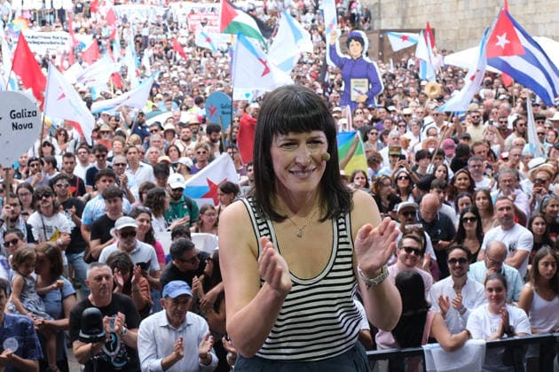 Demonstration in Santiago de Compostela organized by the BNG to mark Galician National Day. BNG National Spokesperson Ana Pontón during a demonstration organized by the BNG to mark Galician National Day, on July 25, 2026, in Santiago de Compostela, A Coruna, Galicia, Spain. The march winds through the city center to the Praza da Quintana under the slogan We Are a Nation: Sovereignty and Rights in a Peaceful World, on a day also marked by the Offering to the Apostle JULY 25, 2026 NATIONALIST AND INDEPENDENCE RALLY Santiago de Compostela, A Coruna Santiago de Compostela, A Coruna, Spain  Copyright: xCÃ sarxArxinax 7687266