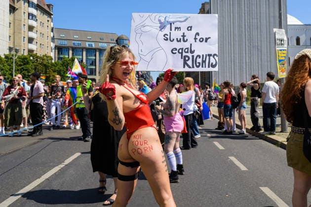 July 25, 2026, Berlin, Berlin, Germany: Thousands of people marched through the streets of Berlin for the annual CSD Pride parade with representation of varius blocs and sponsors. Berlin Germany  - ZUMAk201 20260725_zip_k201_007 Copyright: xNikosxKanistrasx
