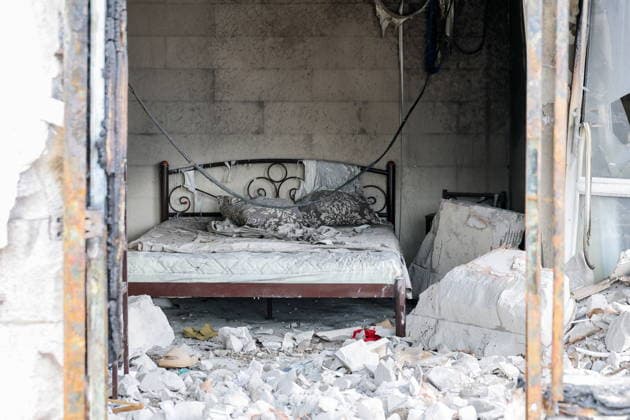 RUSSIA, ZAPOROZHYE REGION - JULY 25, 2026: The aftermath of a Ukrainian military strike on holiday parks in Kirillovka. According to recent reports, the strike killed 8 people and injured 14 Russia  - ZUMAt113 20260725_zaa_t113_193 Copyright: xAlexanderxPolegenkox
