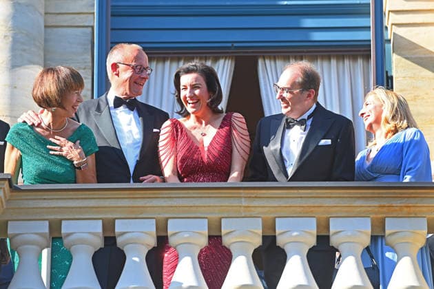 v.li:Charlotte MERZ,Bundeskanzler Friedrich MERZ,Dorothee BAER,Alexander DOBRINDT (Bundesinnenminister),Nina WARKEN (CDU Kanzleramtsministerin). Eroeffnung der Bayreuther Richard Wagner Festspiele 2026, Roter Teppich am 25.07.2026. Gruener Huegel, *** From left: Charlotte MERZ, Federal Chancellor Friedrich MERZ, Dorothee BAER, Alexander DOBRINDT, Federal Minister of the Interior, Nina WARKEN, CDU Minister in the Federal Chancellery; Opening of the 2026 Bayreuth Richard Wagner Festival, Red carpet on July 25, 2026, at the Grüner Hügel,