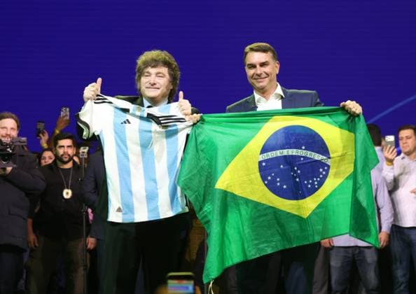 RECORD DATE NOT STATED The party officially nominates Flavio Bolsonaro as its candidate for president of the republic in the 2026 elections. Sao Paulo (SP), July 25, 2026 Politics PL National Convention The President of Argentina, Javier Milei, participated this Saturday (25) in the national convention of the Liberal Party (PL), held at Mercado Pago Hall (Arena Pacaembu), in Sao Paulo. Alongside Senator Flavio Bolsonaro, officially nominated as the party s candidate for president of the republic in the 2026 elections, Milei attended the event and participated in the program alongside political leaders, including the Governor of Sao Paulo, Tarcisio de Freitas, and the Mayor of the capital of Sao Paulo, Ricardo Nunes. The presence of the Argentine preside  Copyright: xLecoxVianax