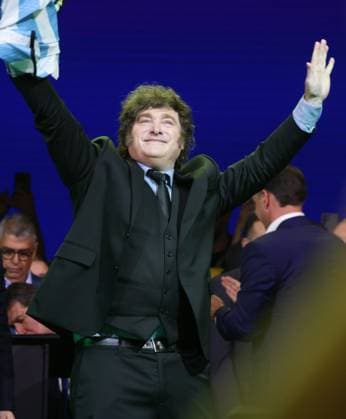 RECORD DATE NOT STATED The party officially nominates Flavio Bolsonaro as its candidate for president of the republic in the 2026 elections. Sao Paulo (SP), July 25, 2026 Politics PL National Convention The President of Argentina, Javier Milei, participated this Saturday (25) in the national convention of the Liberal Party (PL), held at Mercado Pago Hall (Arena Pacaembu), in Sao Paulo. Alongside Senator Flavio Bolsonaro, officially nominated as the party s candidate for president of the republic in the 2026 elections, Milei attended the event and participated in the program alongside political leaders, including the Governor of Sao Paulo, Tarcisio de Freitas, and the Mayor of the capital of Sao Paulo, Ricardo Nunes. The presence of the Argentine preside  Copyright: xLecoxVianax
