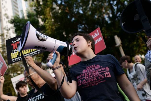 July 25, 2026, Tel-Aviv, Israel: TEL AVIV, ISRAEL Ã¢â‚¬ JULY 25, 2026: Dozens of protesters gather outside Israeli military headquarters (Kirya) in Tel Aviv to demonstrate against ongoing settler violence targeting Palestinians in the occupied West Bank. Clashes broke out with police after some demonstrators attempted to block the road. Tel-Aviv Israel - ZUMAq101 20260725_zna_q101_234 Copyright: xTomerxNeubergx