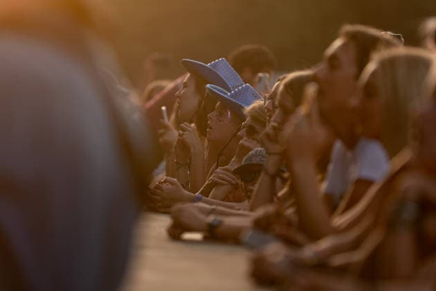 Tom O Dell in concert at Latitude Festival at Henham Park in Southwold, UK on 25 July 2026 Crowd performing at Henham Park in Southwold, UK on 25 July 2026, Credit:Stephen Keable Avalon UK, Suffolk, Southwold, Henham Park  Copyright: xStephenxKeablex xAvalonx 1118687232