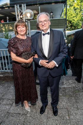 Reiner Haselhoff and his wife Gabriele Haseloff attend the concert of Beethovens 9. Symphonie to open the annual Bayreuth Festival 2026 (Richard-Wagner-Festspiele) at Bayreuth Festspielhaus on July 25, 2026 in Bayreuth, Germany 150th Bayreuther Wagner Festival Opening *** Reiner Haselhoff and his wife Gabriele Haseloff attend the concert featuring Beethoven s Ninth Symphony to open the annual 2026 Bayreuth Festival (Richard Wagner Festspiele) at the Bayreuth Festspielhaus on July 25, 2026, in Bayreuth, Germany—the 150th Bayreuth Wagner Festival Opening
