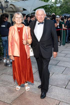 Guenther Beckstein and his wife Marga Beckstein attend the concert of Beethovens 9. Symphonie to open the annual Bayreuth Festival 2026 (Richard-Wagner-Festspiele) at Bayreuth Festspielhaus on July 25, 2026 in Bayreuth, Germany 150th Bayreuther Wagner Festival Opening *** Guenther Beckstein and his wife Marga Beckstein attend the concert featuring Beethoven s Ninth Symphony to open the annual 2026 Bayreuth Festival (Richard Wagner Festival) at the Bayreuth Festspielhaus on July 25, 2026, in Bayreuth, Germany—the 150th Bayreuth Wagner Festival Opening