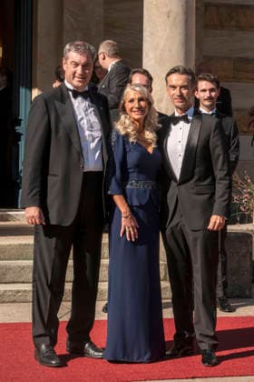 Markus Soeder, Karin Soeder and Florian Silbereisen attend the concert of Beethovens 9. Symphonie to open the annual Bayreuth Festival 2026 (Richard-Wagner-Festspiele) at Bayreuth Festspielhaus on July 25, 2026 in Bayreuth, Germany 150th Bayreuther Wagner Festival Opening *** Markus Soeder, Karin Soeder and Florian Silbereisen attend the concert featuring Beethoven’s Ninth Symphony to open the annual 2026 Bayreuth Festival (Richard Wagner Festival) at the Bayreuth Festspielhaus on July 25, 2026, in Bayreuth, Germany—the 150th Bayreuth Wagner Festival Opening