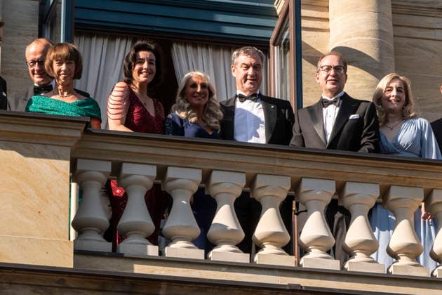 Charlotte Gass, Friedrich Merz, Dorothee Baer, Markus Soeder, Alexander Dobrindt and Nina Warken attend the concert of Beethovens 9. Symphonie to open the annual Bayreuth Festival 2026 (Richard-Wagner-Festspiele) at Bayreuth Festspielhaus on July 25, 2026 in Bayreuth, Germany 150th Bayreuther Wagner Festival Opening *** Charlotte Gass, Friedrich Merz, Dorothee Baer, Markus Söder, Alexander Dobrindt, and Nina Warken attend the concert featuring Beethoven’s Ninth Symphony to open the annual 2026 Bayreuth Festival (Richard Wagner Festival) at the Bayreuth Festspielhaus on July 25, 2026, in Bayreuth, Germany—the 150th Bayreuth Wagner Festival Opening