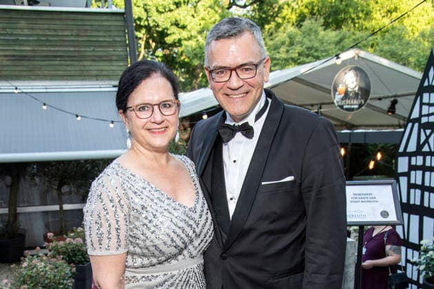 Renate Herrmann und Florian Herrmann bei der Eroeffnung der Bayreuther Festspiele am 25.07.2026 im Festspielhaus in Bayreuth Renate Herrmann and Florian Herrmann attend the concert of Beethovens 9. Symphonie to open the annual Bayreuth Festival 2026 (Richard-Wagner-Festspiele) at Bayreuth Festspielhaus on July 25, 2026 in Bayreuth, Germany Bayreuther Wagner Festspiele Eroeffnung Opening *** Renate Herrmann and Florian Herrmann at the opening of the Bayreuth Festival on July 25, 2026, at the Festspielhaus in Bayreuth. Renate Herrmann and Florian Herrmann attend the concert featuring Beethoven’s Ninth Symphony to open the annual Bayreuth Festival 2026, the Richard Wagner Festivalat the Bayreuth Festspielhaus on July 25, 2026, in Bayreuth 