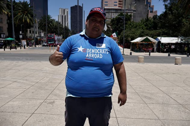 July 25, 2026, Mexico City, Cdmx, Mexico: A group of U.S. citizens living in Mexico City gathered at the Monument to the Revolution to demand justice for the killings of Lorenzo Salgado, shot dead by ICE agents in Texas and Johan sebastian Duran, who was also killed at the hands of ICE. Members of various collectives of deported U.S. citizens and the organization Democrats Abroad Mexico demanded justice and the prosecution of ICE agents committing murders and racially motivated crimes against people of Latin American origin. They view this as a fascist, authoritarian, and racist campaign of white supremacy spearheaded and backed by President Donald Trump, noting the absence of justice or legal proceedings regarding the abuse of authority by - ZUMAp204 20260725_zip_p204_018 Copyright: xJosuexPerezx