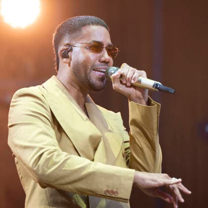 July 25, 2026, Madrid, Spain: American singer-songwriter Romeo Santos, seen live on stage during his performance Better Late Than Never at the Metropolitano stadium. Madrid Spain - ZUMAs197 20260725_aaa_s197_344 Copyright: xAtilanoxGarciax