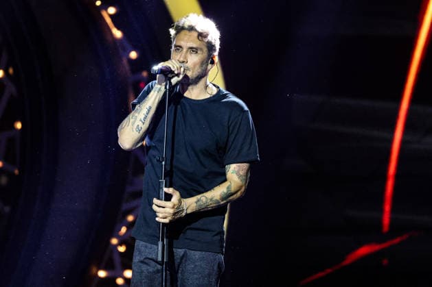 Music Concert - LA NOTTE DEI FIORI - SANREMO ESTATE Fabrizio Moro on stage at La Notte dei Fiori in Sanremo. during LA NOTTE DEI FIORI - SANREMO ESTATE, Music Concert in SANREMO, Italy, July 25 2026 SANREMO PIAN DI NAVE SANREMO Italy Copyright: xRenataxRoattinox xLiveMediax LPM_2583733