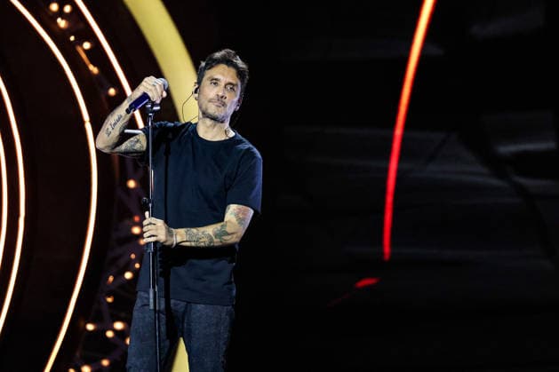 IPA87001276 - Fabrizio Moro on stage at La Notte dei Fiori in Sanremo. during LA NOTTE DEI FIORI - SANREMO ESTATE, Music Concert in SANREMO, Italy, July 25, 2026  Copyright: xRenataxRoattino LiveMediax xx 87001276
