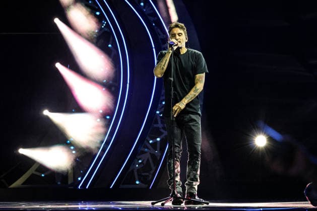 IPA87001300 - Fabrizio Moro on stage at La Notte dei Fiori in Sanremo. during LA NOTTE DEI FIORI - SANREMO ESTATE, Music Concert in SANREMO, Italy, July 25, 2026  Copyright: xRenataxRoattino LiveMediax xx 87001300